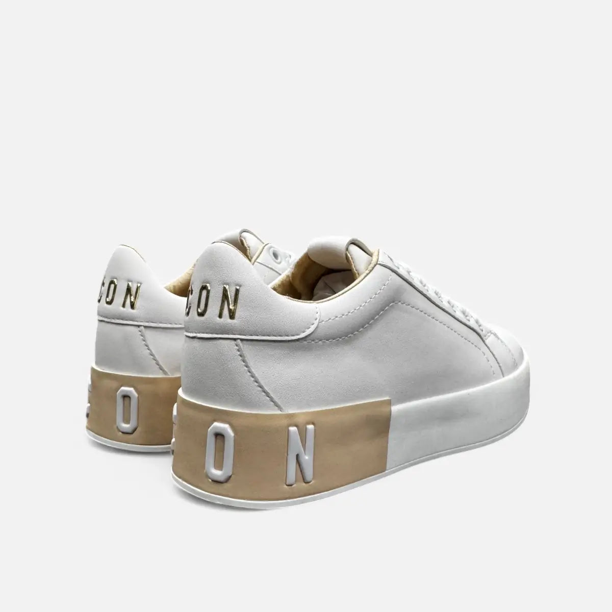 Low Sneakers Logo