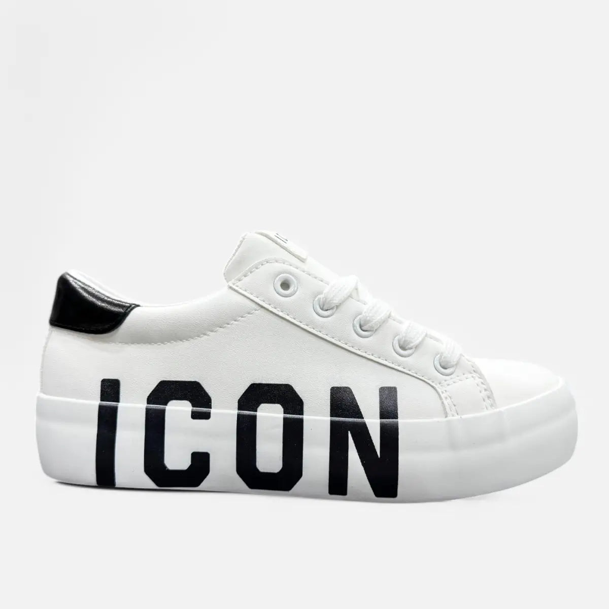 Sneakers Black Logo