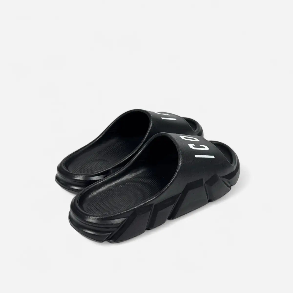 Sandals Black & White