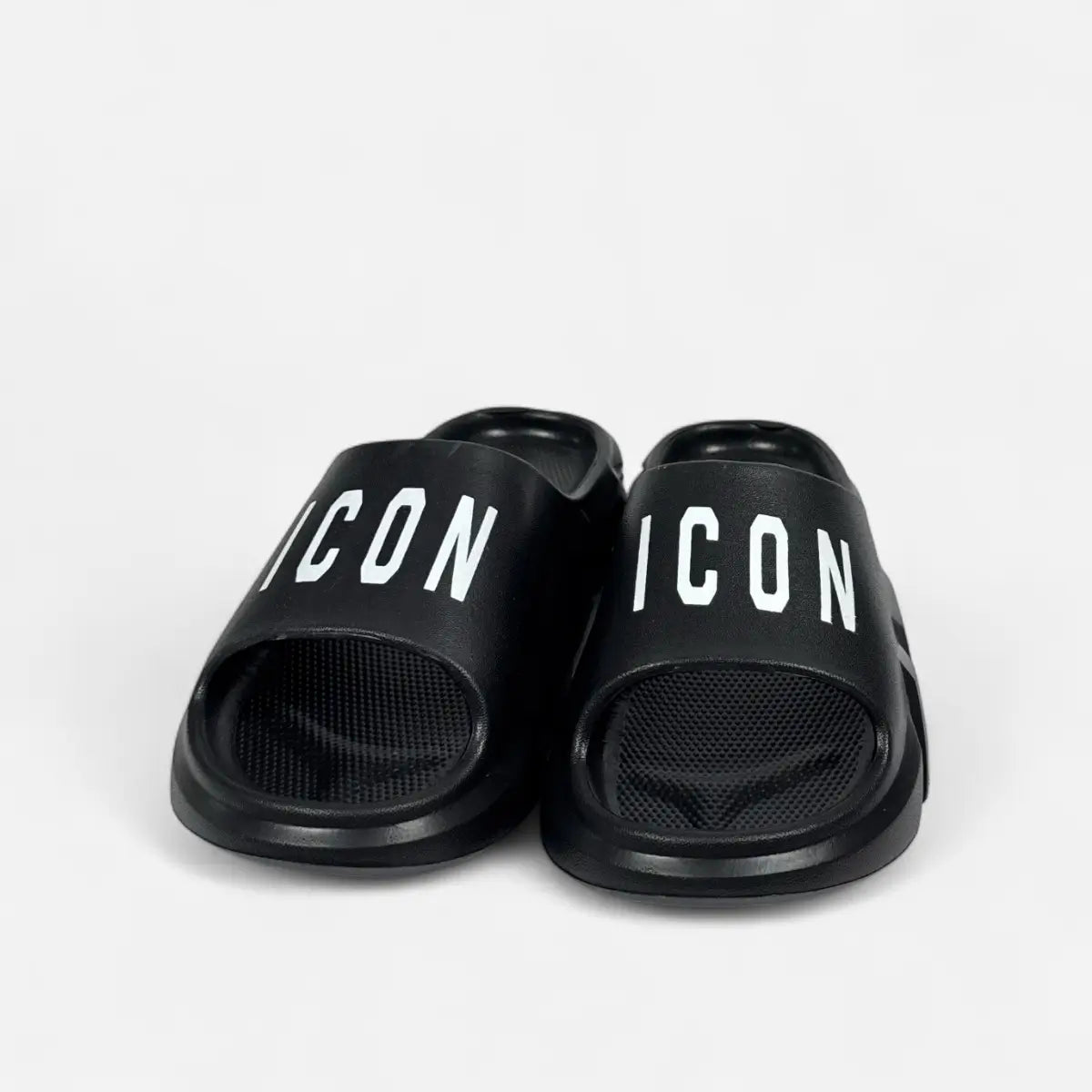 Sandals Black & White