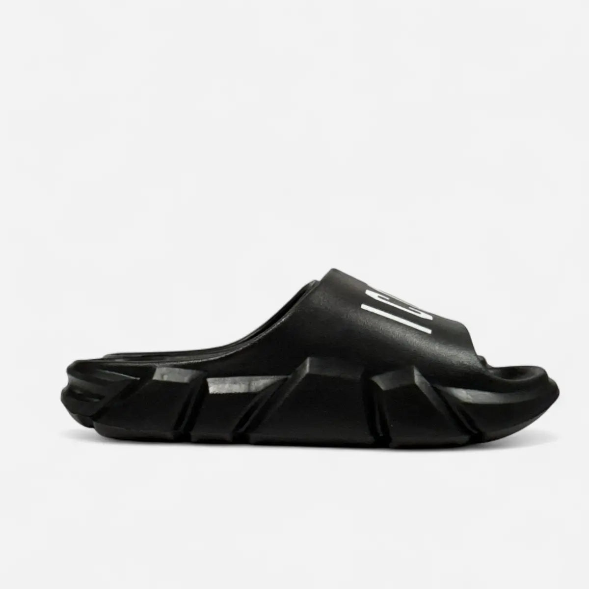 Sandals Black & White